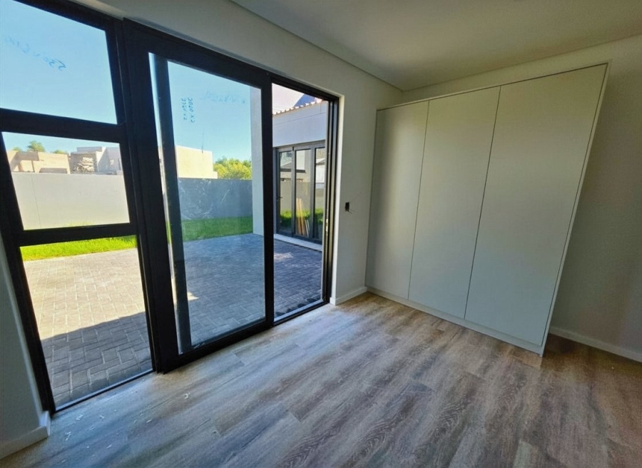 4 Bedroom Property for Sale in Sandown Western Cape